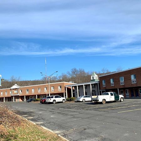 Tappan Zee Hotel West Nyack Exterior foto